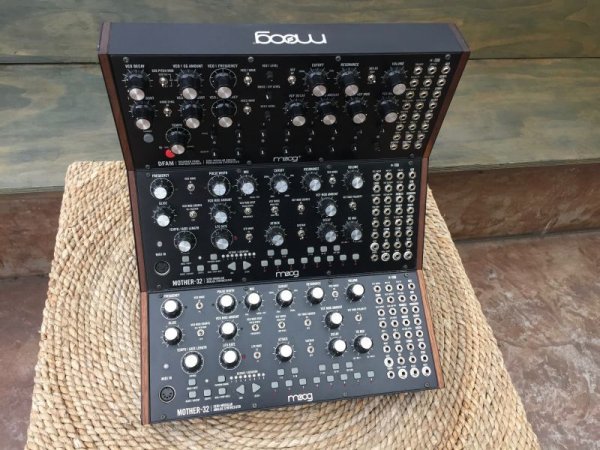 画像4: Moog DFAM + 2x Mother 32 w/Rack セット 中古 （売却済） (4)