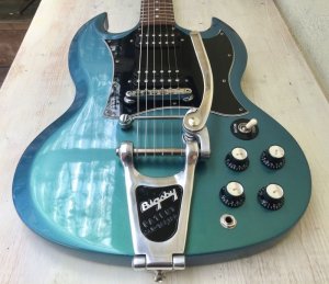 画像12: 2001 Gibson SG Blue Teal “Flip Flop” w/Bigsby B3 & Towner Down Tension Bar 売却済