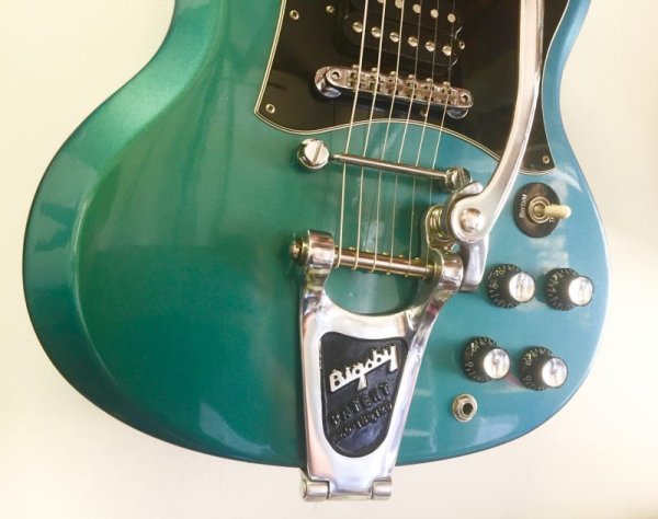 画像15: 2001 Gibson SG Blue Teal “Flip Flop” w/Bigsby B3 & Towner Down Tension Bar 売却済 (15)
