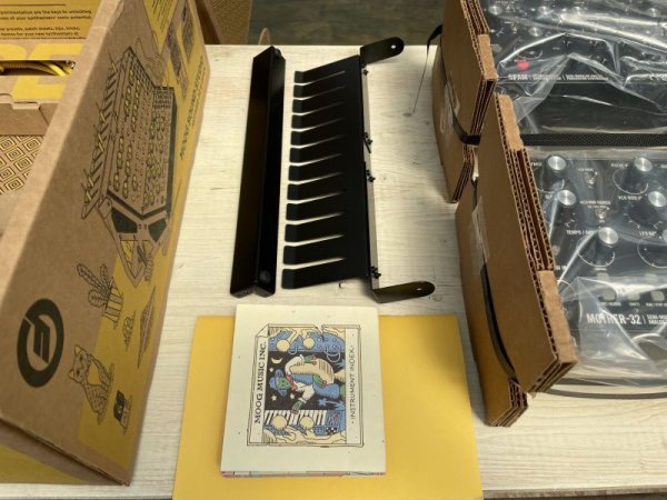 画像7: Moog Sound Studio: Mother-32/DFAM + Subharmonicon/DFAM + 4Tier Rack(Open Box) (7)