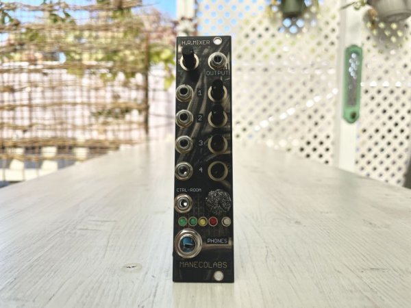 画像1: Maneco Labs H.R. MIxer ユーロラック　箱無し (1)