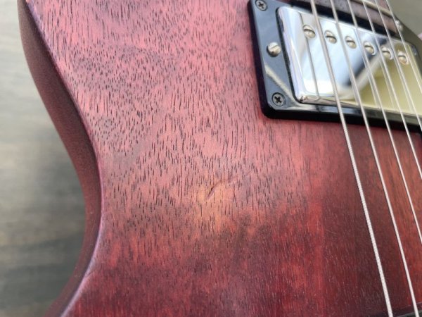 画像13: Gibson Les Paul Studio 2007 Faded Worn Cherry Satin w/Bigsby B3 & Towner DTB/V.Block　売却済 (13)