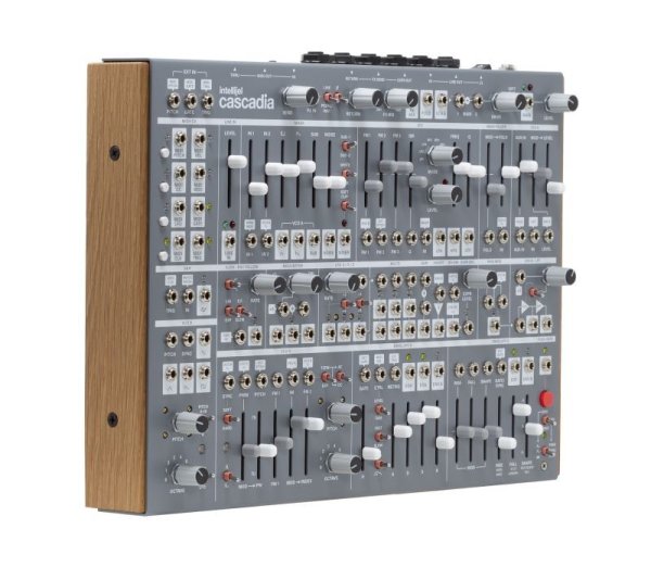 画像2: Intellijel Designs   Cascadia Semi Modular Synthesizer　次回入荷分 (2)