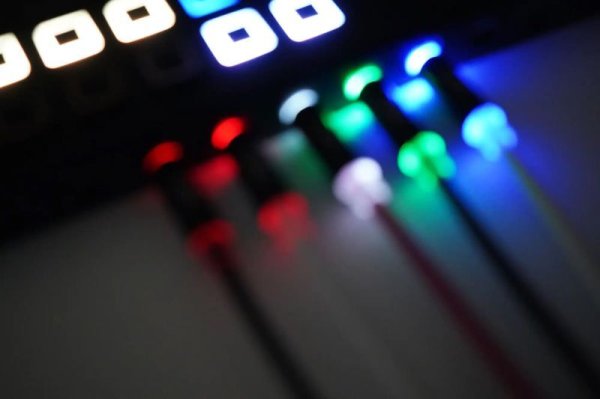 画像5: OXI instruments GLOWS LED patch cables　次回入荷分 (5)