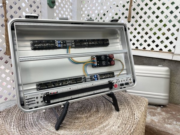 画像13: BPNYC ZERO Halliburton Eurorack Modular Travel Case w/Pulp Logic 1U SILVER　売却済 (13)