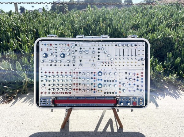 画像23: Buchla Tiptop 200t series with BPNYC ZERO Halliburton Eurorack Modular Travel Case 7U #3　要予約 (23)