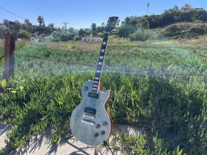 画像3: 2018 Gibson Les Paul classic player plus Satin Ocean Blue 売却済