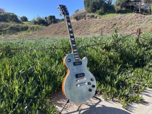 画像4: 2018 Gibson Les Paul classic player plus Satin Ocean Blue 売却済