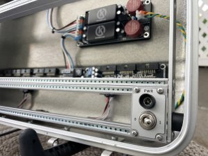 画像12: BPNYC ZERO Halliburton Eurorack Modular Travel Case 7U 82hp Black textured