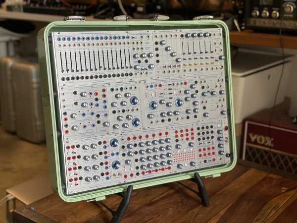 画像6: Buchla Tiptop 200t series with BPNYC ZERO Halliburton Eurorack Modular Travel Case 9U Seafoam Green #2　売却済 (6)