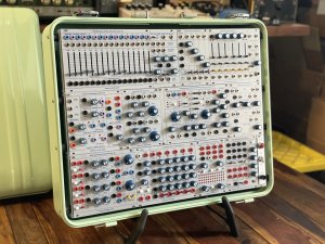 画像1: Buchla Tiptop 200t series with BPNYC ZERO Halliburton Eurorack Modular Travel Case 9U Seafoam Green #2