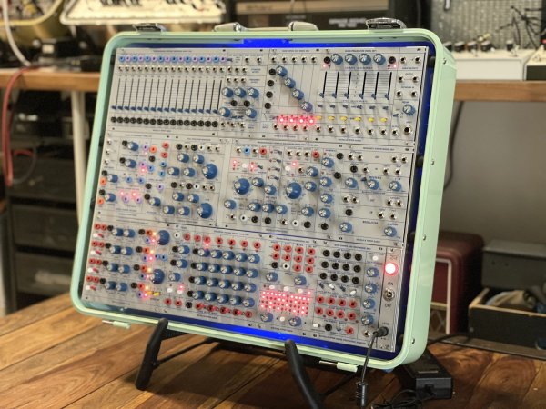 画像2: Buchla Tiptop 200t series with BPNYC ZERO Halliburton Eurorack Modular Travel Case 9U Seafoam Green #2　売却済 (2)