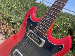 画像5: Hagstrom II 1960s Beautiful Red, All original, HSC, Tremolo bar