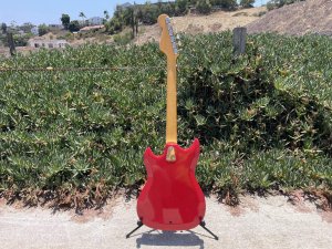 画像11: Hagstrom II 1960s Beautiful Red, All original, HSC, Tremolo bar
