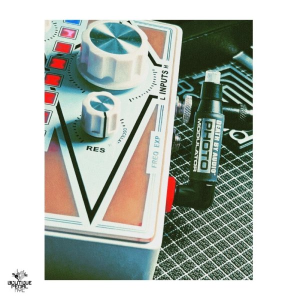 画像1: DEATH BY AUDIO　PHOTO MODULATOR (1)