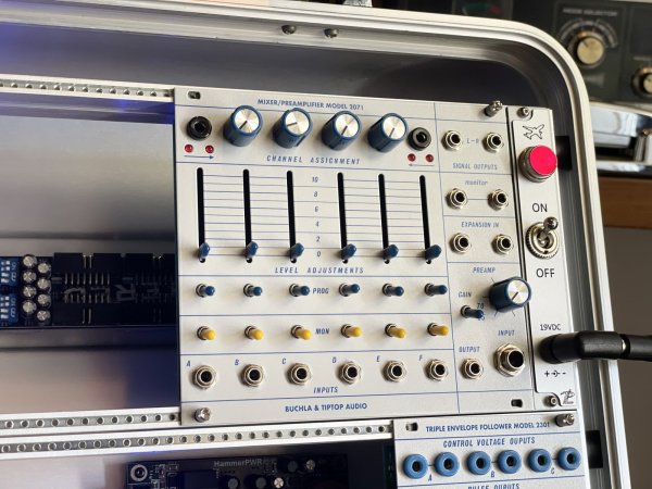 画像18: BPNYC ZERO Centurion Elite Eurorack Modular Travel Case 9U 122HP BIG SLIM (Rare Depth!) (18)