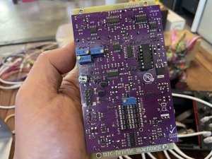 画像2: manifold research centre Ubique