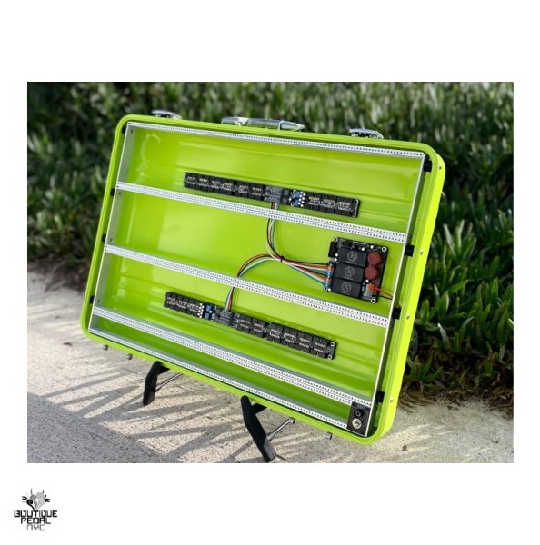画像1: BPNYC ZERO Centurion Elite Eurorack Modular Travel Case 10U 480HP VERDE LIMON (売却済) (1)