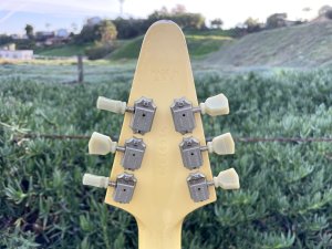 画像11: 1991 Gibson Flying V ’67 Early Reissue Alpine White