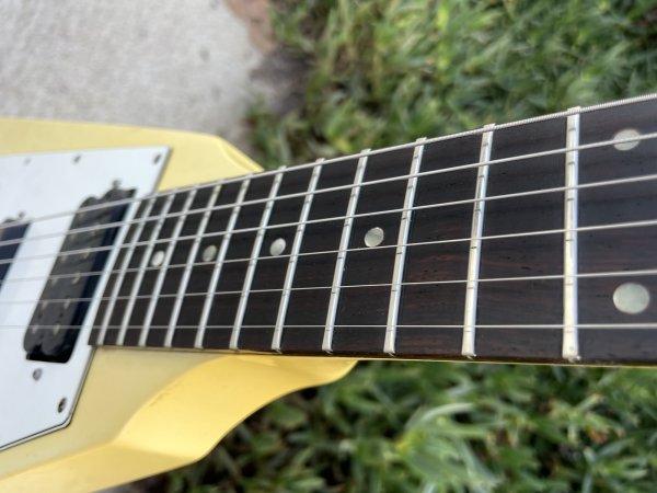 画像13: 1991 Gibson Flying V ’67 Early Reissue Alpine White (13)