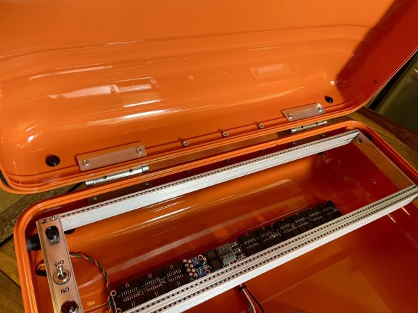 画像23: BPNYC ZERO Halliburton Eurorack Modular Travel Case 9U 96hp "ORANGE" 　売却済 (23)