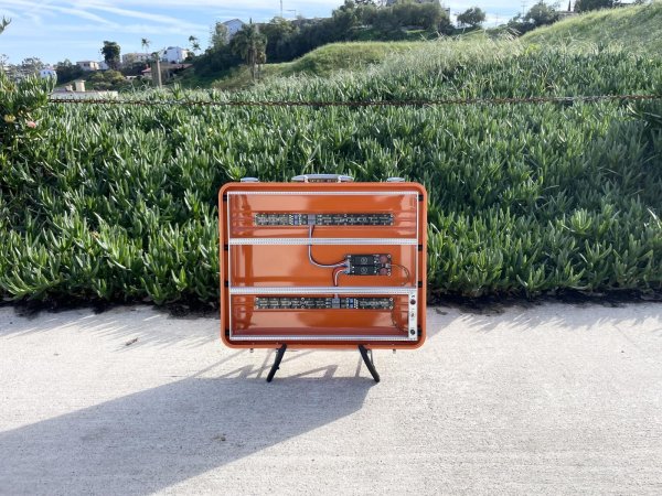 画像2: BPNYC ZERO Halliburton Eurorack Modular Travel Case 9U 96hp "ORANGE" 　売却済 (2)