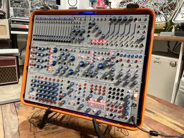 画像30: BPNYC ZERO Halliburton Eurorack Modular Travel Case 9U 96hp "ORANGE" 　売却済 (30)