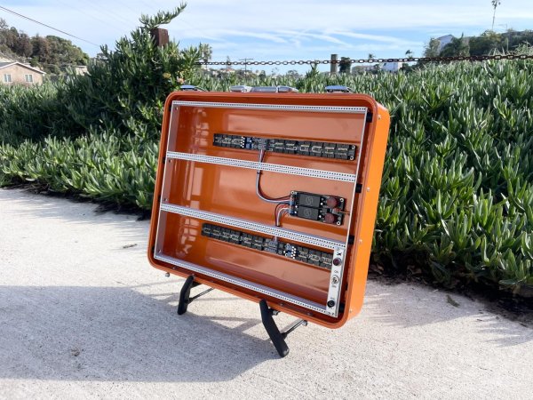 画像3: BPNYC ZERO Halliburton Eurorack Modular Travel Case 9U 96hp "ORANGE" 　売却済 (3)