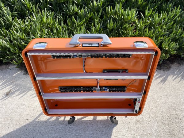 画像8: BPNYC ZERO Halliburton Eurorack Modular Travel Case 9U 96hp "ORANGE" 　売却済 (8)