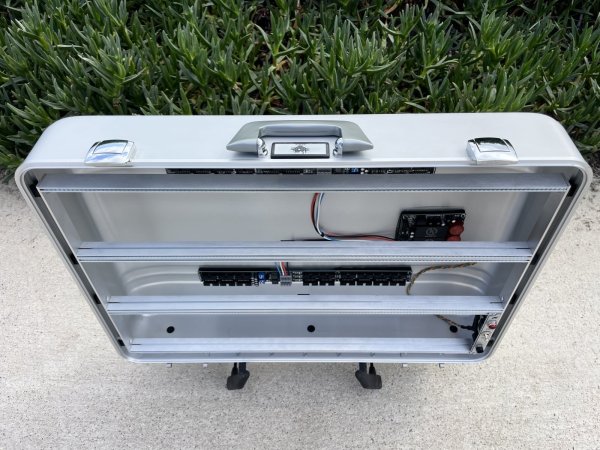 画像6: BPNYC ZERO Halliburton Eurorack Modular Travel Case NOS SILVER 3x122hp 9U　売却済 (6)