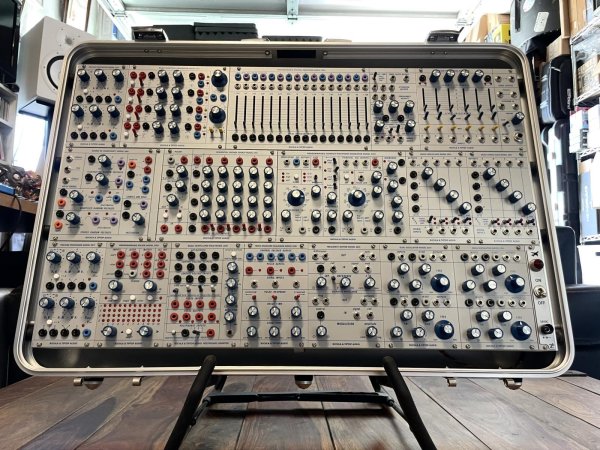 画像11: Buchla Tiptop 200t series with BPNYC ZERO Halliburton Eurorack Modular Travel Case NOS SILVER 122hp 9U　＊要問い合わせ (11)