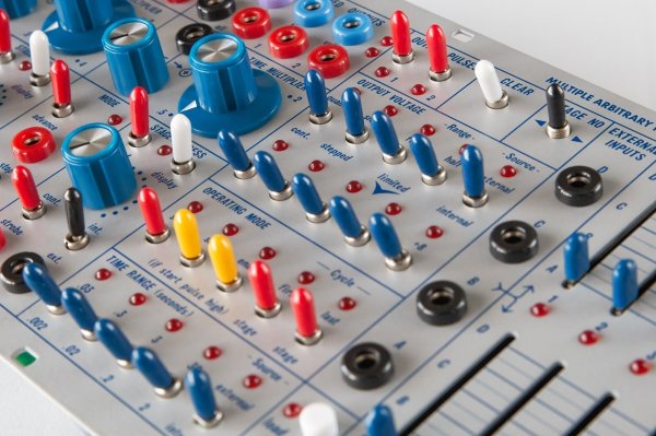 画像2: Buchla & Tiptop Audio Multiple Arbitrary Function Generator Model 248t MARF　 (2)