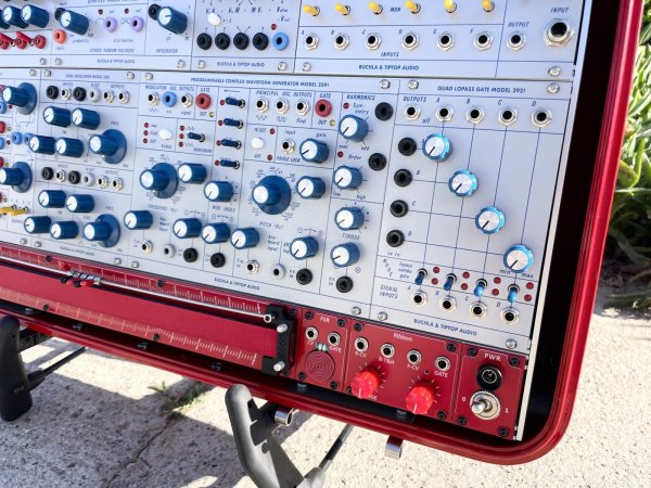 画像8: Buchla Tiptop 200t series with BPNYC ZERO Halliburton Eurorack Modular Travel Case 7U "REDRUM"　売却済 (8)
