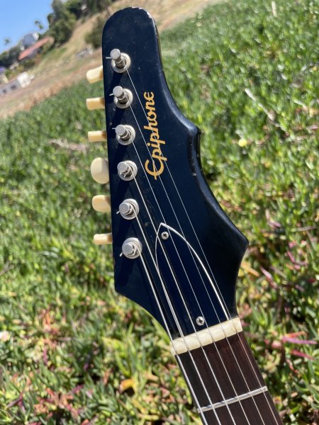 画像9: 1964 Epiphone Olympic Double Sunburst "Batwing" headstock (9)