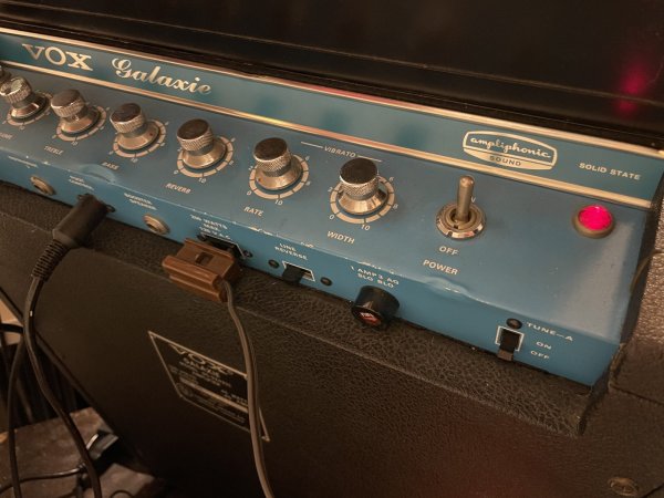 画像12: Vox Galaxie Amp 1960s Solid State - Complete w/Lamp, Footswitch & new 3-Prong Plug (12)
