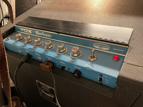 画像5: Vox Galaxie Amp 1960s Solid State - Complete w/Lamp, Footswitch & new 3-Prong Plug (5)