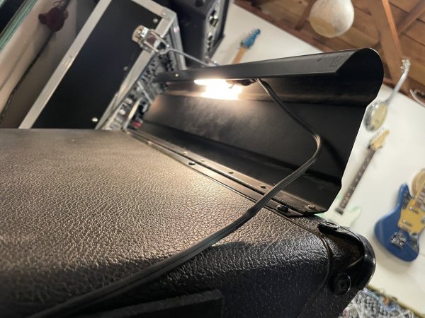 画像7: Vox Galaxie Amp 1960s Solid State - Complete w/Lamp, Footswitch & new 3-Prong Plug (7)