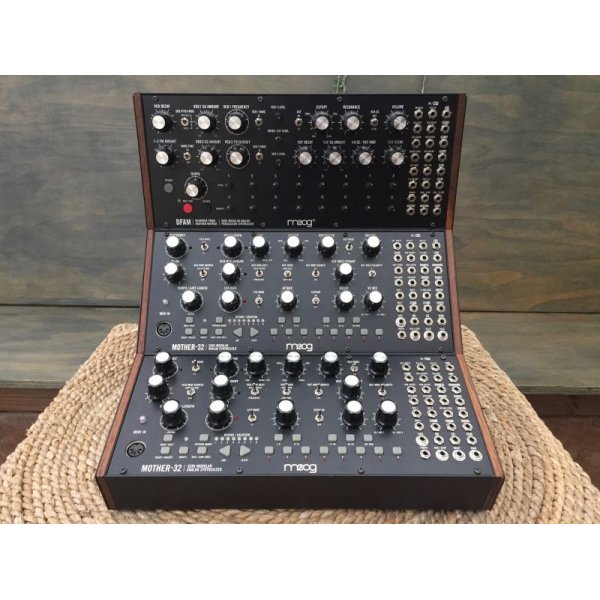 画像2: Moog DFAM + 2x Mother 32 w/Rack セット 中古 （売却済） (2)