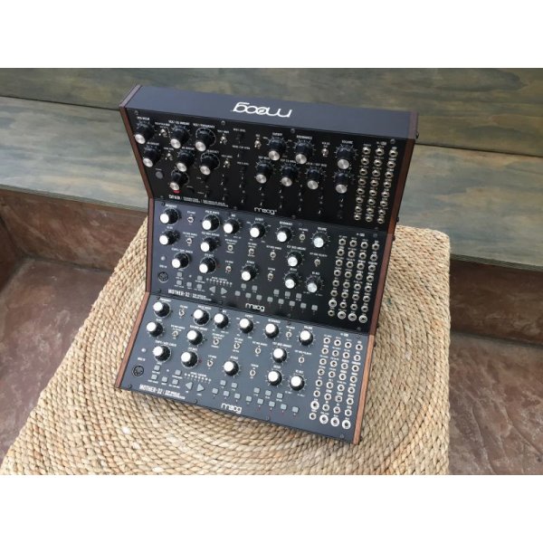 DFAM moog モジュラーシンセ　ユーロラック Amazon.co.jp: MOOG DFAM セミモジュラー・アナログ