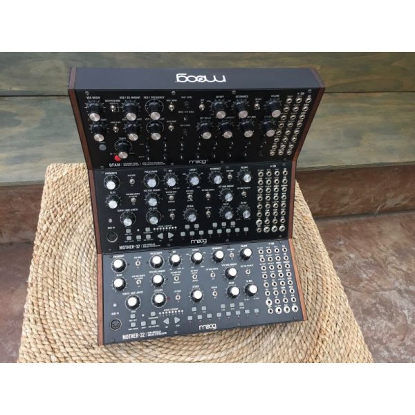 画像4: Moog DFAM + 2x Mother 32 w/Rack セット 中古 （売却済） (4)