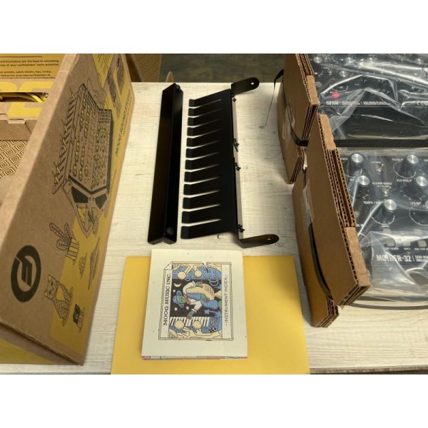 画像7: Moog Sound Studio: Mother-32/DFAM + Subharmonicon/DFAM + 4Tier Rack(Open Box) (7)