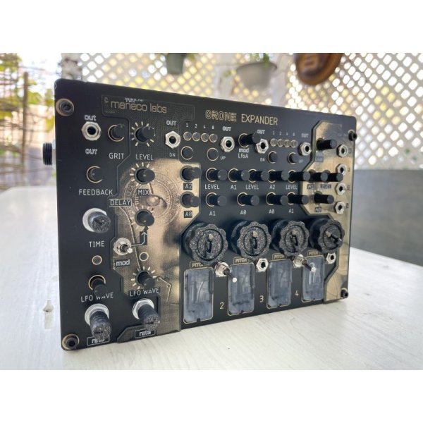 画像3: Maneco Labs GRONE dark drone machine EXPANDER　テーブルトップ  (3)