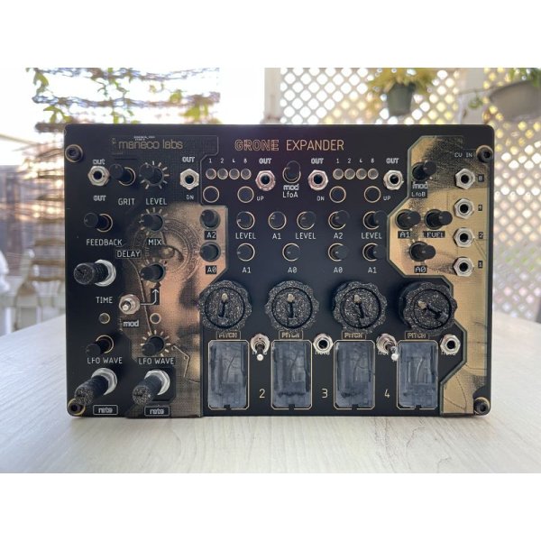 画像4: Maneco Labs GRONE dark drone machine EXPANDER　テーブルトップ 次回入荷分 (4)