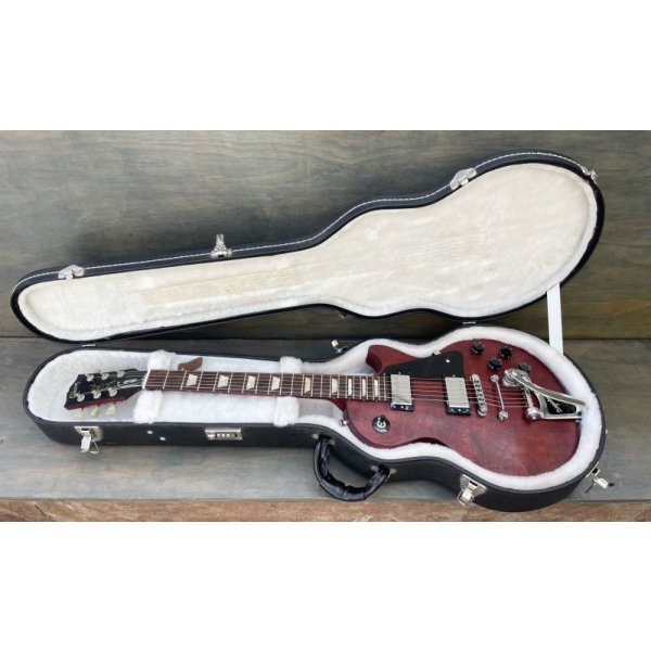 画像4: Gibson Les Paul Studio 2007 Faded Worn Cherry Satin w/Bigsby B3 & Towner DTB/V.Block　売却済 (4)