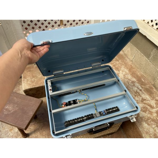 画像10: BPNYC ZERO Halliburton Eurorack Modular Travel Case 9U (Powder Blue)売却済み (10)