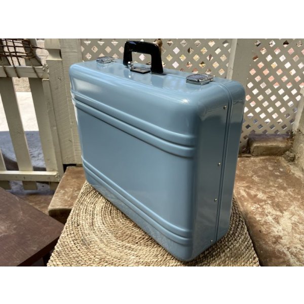 画像4: BPNYC ZERO Halliburton Eurorack Modular Travel Case 9U (Powder Blue)売却済み (4)
