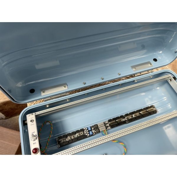 画像11: BPNYC ZERO Halliburton Eurorack Modular Travel Case 9U (Powder Blue)売却済み (11)