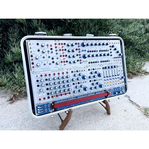 画像2: Buchla Tiptop 200t series with BPNYC ZERO Halliburton Eurorack Modular Travel Case 7U　要予約 (2)