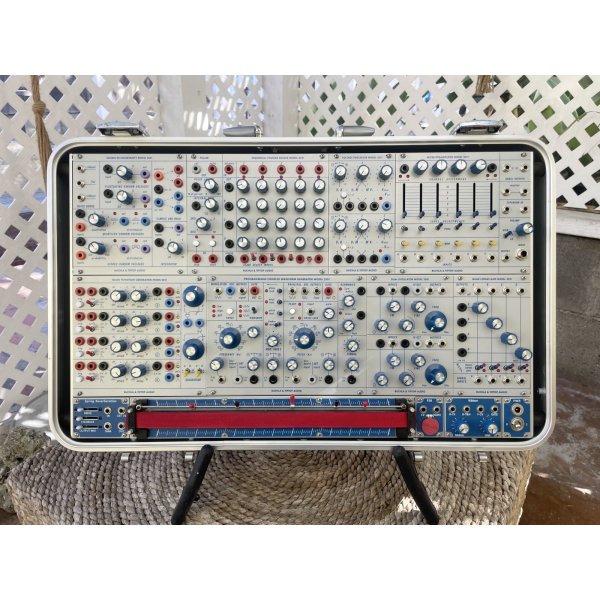画像4: Buchla Tiptop 200t series with BPNYC ZERO Halliburton Eurorack Modular Travel Case 7U #2　要予約 (4)