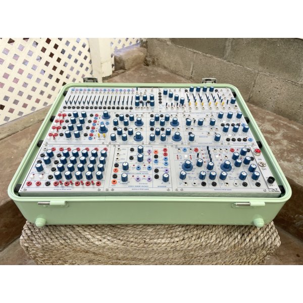 画像7: Buchla Tiptop 200t series with BPNYC ZERO Halliburton Eurorack Modular Travel Case 9U Seafoam Green 売却済 (7)